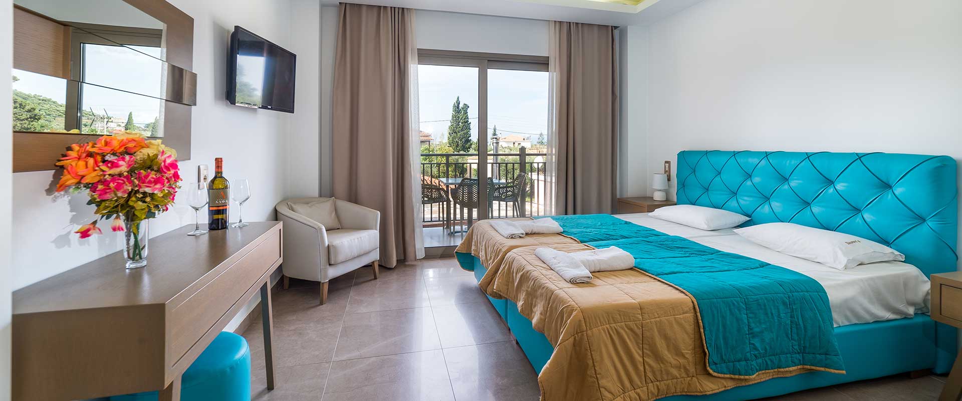 Dannys Hotel Cover Image