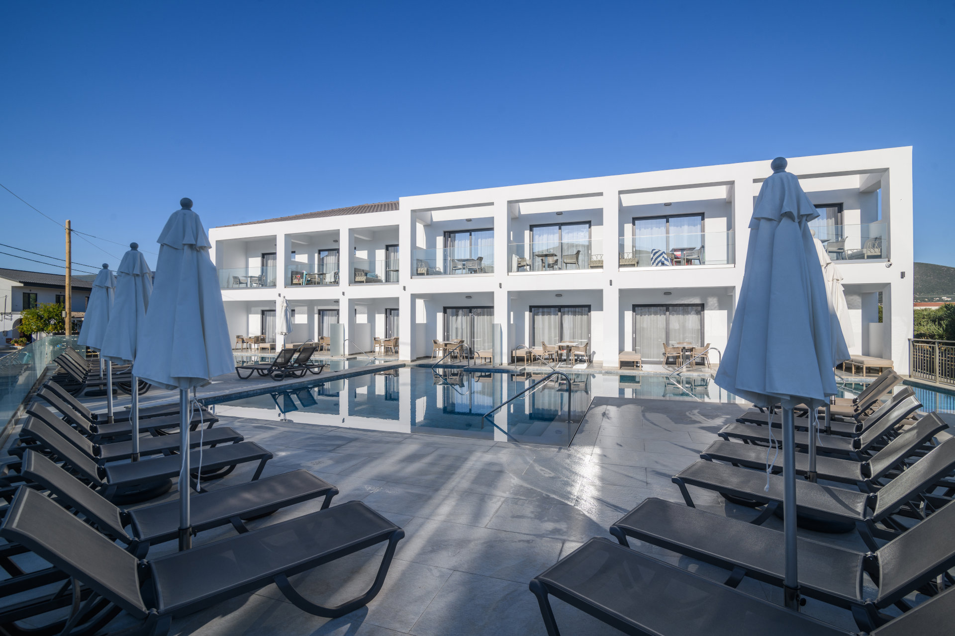 Dannys Hotel Cover Image